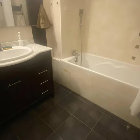 Joli T2 Proche Avec Climatisation - Fr-1-833-34 Apartamento